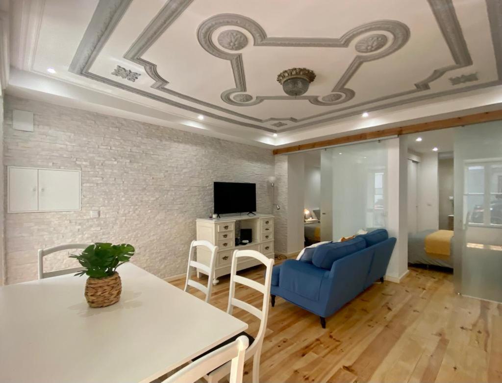 Farmácia Vila Lobos Apartment Lisbona Esterno foto
