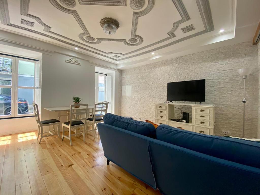 Farmácia Vila Lobos Apartment Lisbona Esterno foto